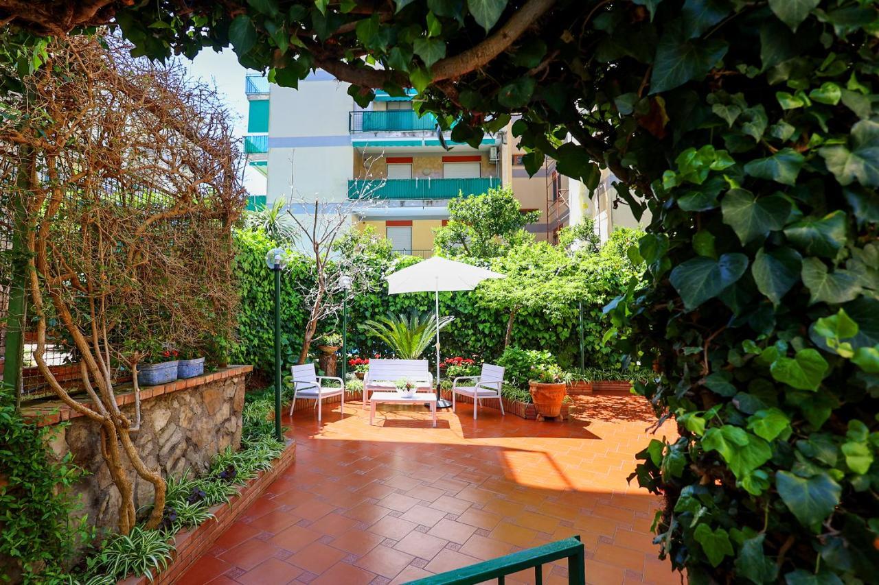 Garden House Giulia Apartment Sorrento Exterior photo